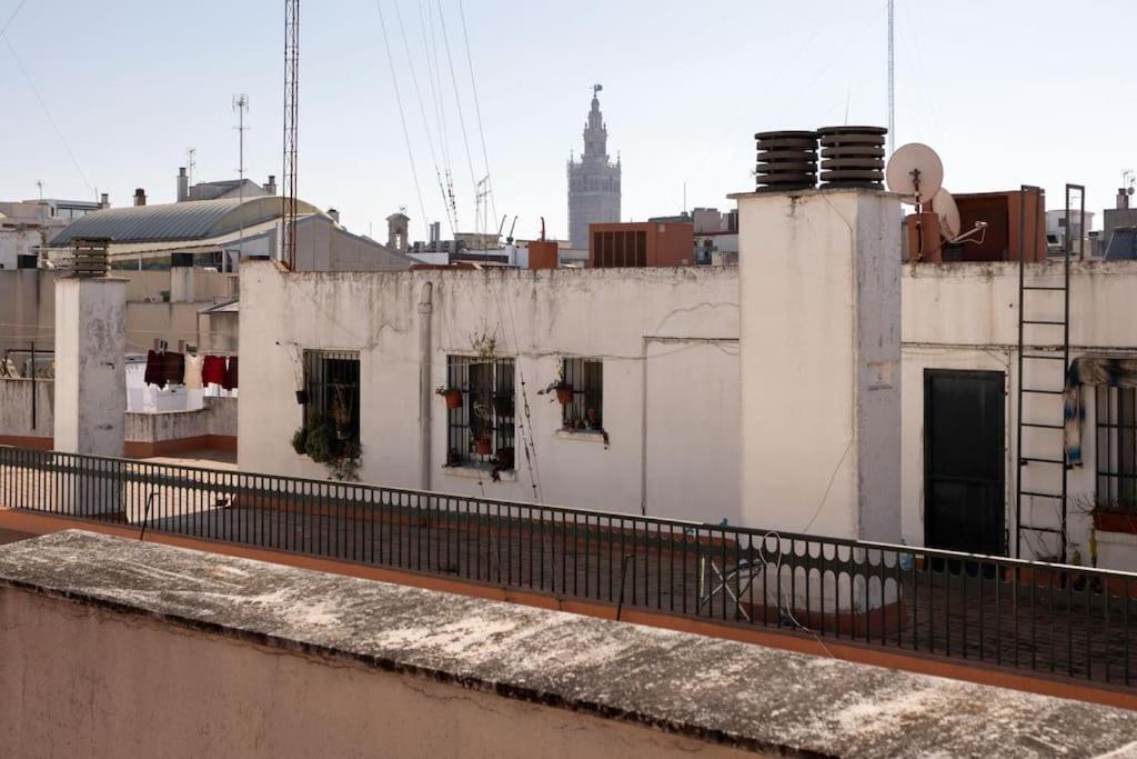 Rosario Central Suite Seville Exterior photo
